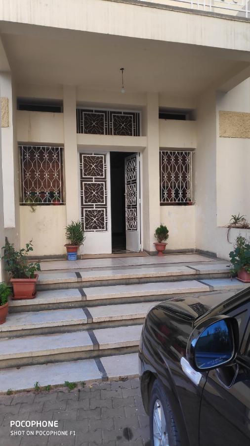 Villa Familys Fez Buitenkant foto